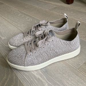 Lightweight Woolloomooloo Darwin merino wool sneakers size 6